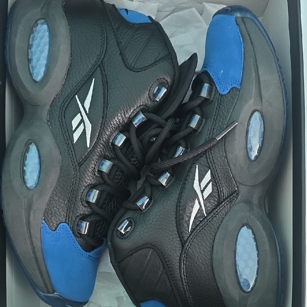 BRAND NEW AI - Reebok Men's Black and Blue Athletic Shoes - Men Size: 8.5